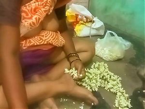 Desi tamil aunty boobs flower 